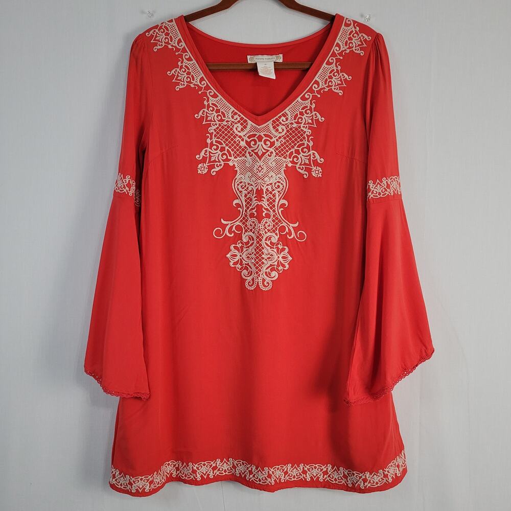 Flying Tomato Embroidered Bell Sleeve Tunic Top women's size M Red Boho Hippie